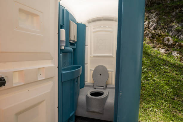 Best Construction site porta potty rental  in Aquia Harbour, VA